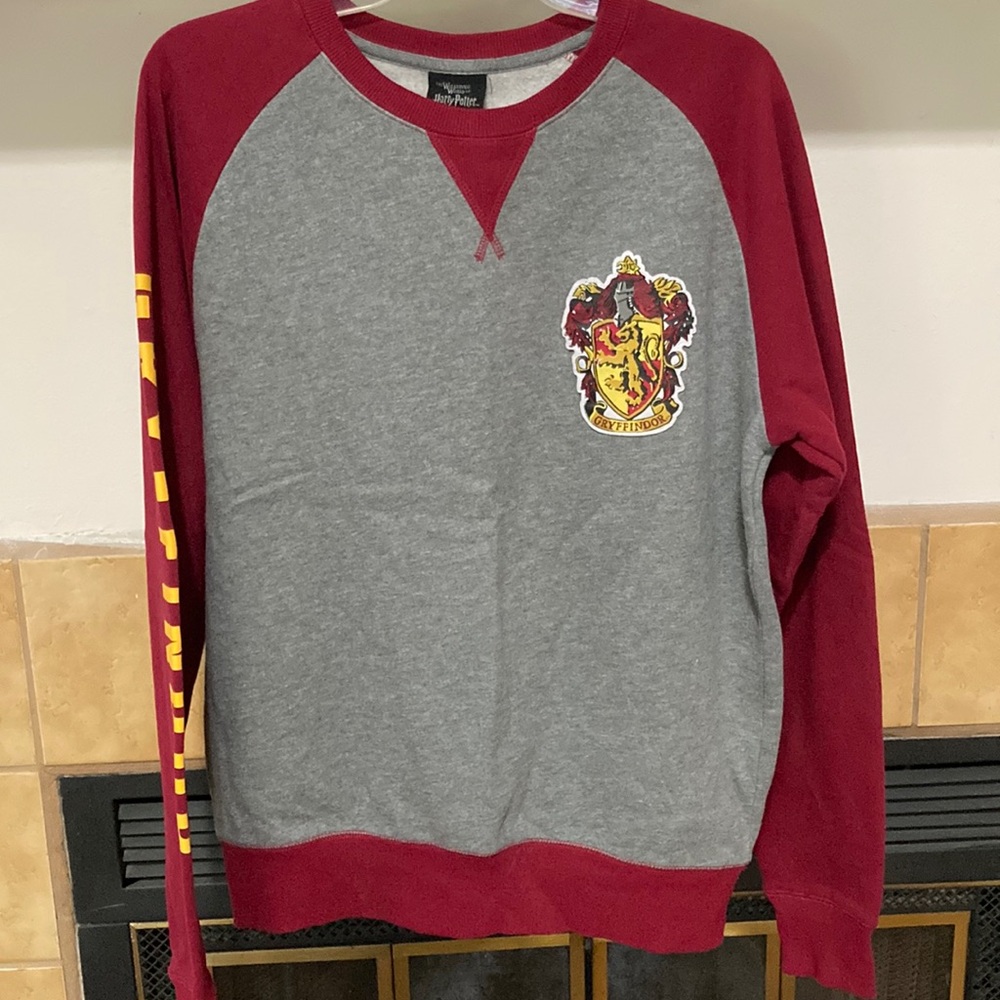 The Wizarding World of Harry Potter Women’s Gryffindor Crew Neck Sweatshirt